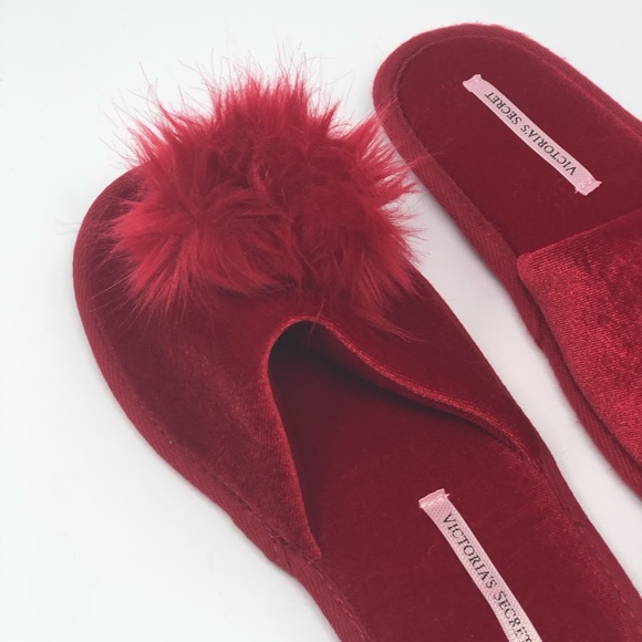 Victoria’s Secret Sexy Red POM POM Slippers NWT - Picture 3 of 8